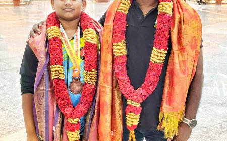 தேசிய அளவிலான கராத்தே போட்டி; வெண்கல பதக்கம் வென்ற திருச்சி மாணவனுக்கு உற்சாக வரவேற்பு