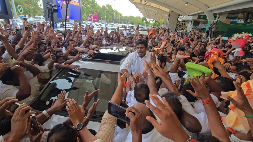 கோவை வந்த அண்ணாமலைக்கு உற்சாக வரவேற்பு; We The Leader கோஷம் விண்ணதிர்ந்தன